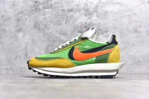 Sacai x Nike LVD Waffle