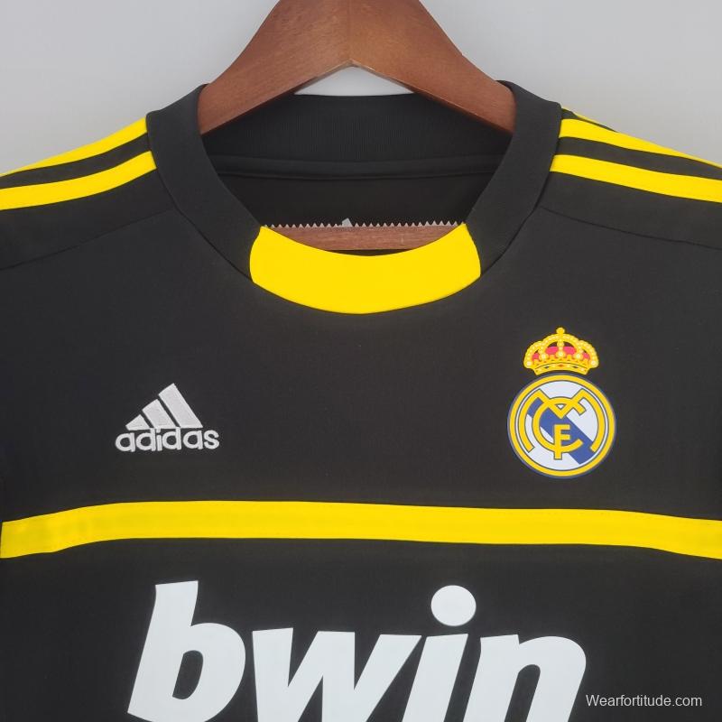 Vintage Real Madrid 11/12 Goalkeeper Black Jersey