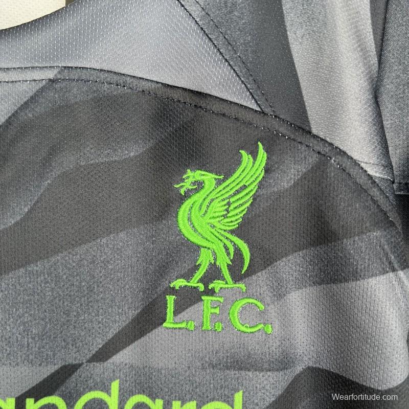 23/24 Kids Liverpool Goalkeeper Black Jersey Size 16-28