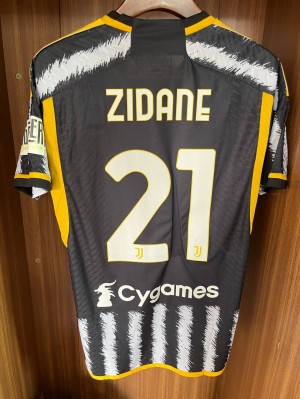 2023/24 JUVENTUS HOME PLAYER #21 ZIDANE with BLACK AND WHITE SHOW SPECIAL PATCH